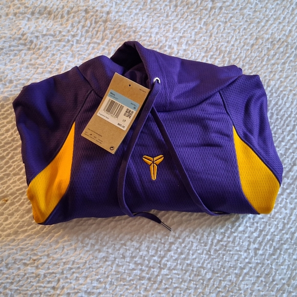 Nike Kobe Therma Fit Pullover Mens Purple Hoodie HJ8109-547 NWT Size Med - Picture 5 of 5